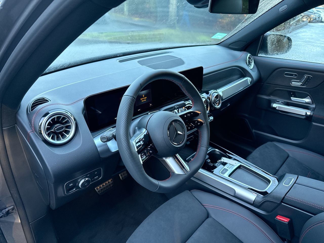 Mercedes-Benz EQB  2025 à North Vancouver, Colombie-Britannique