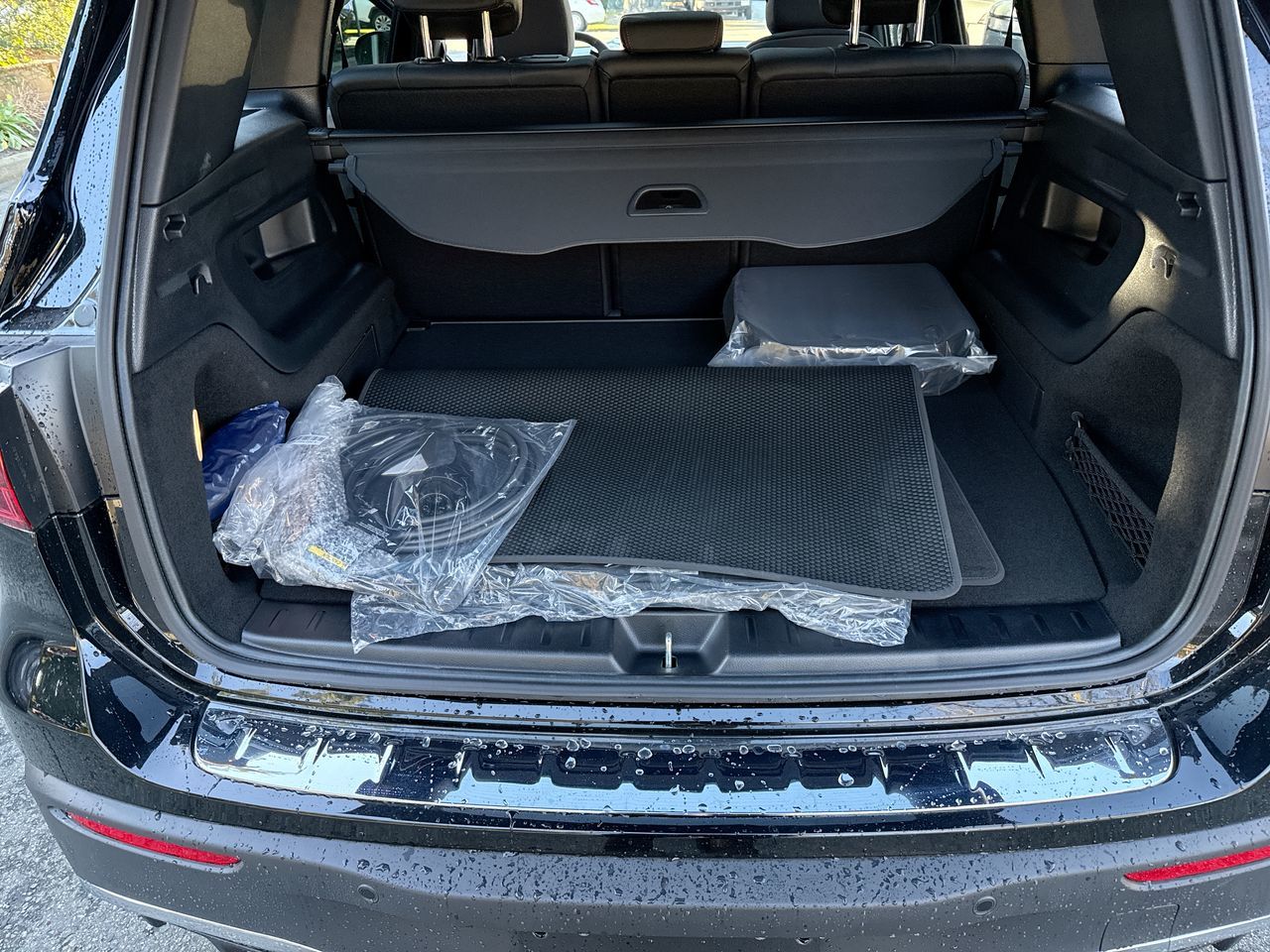 2025 Mercedes-Benz EQB in North Vancouver, British Columbia