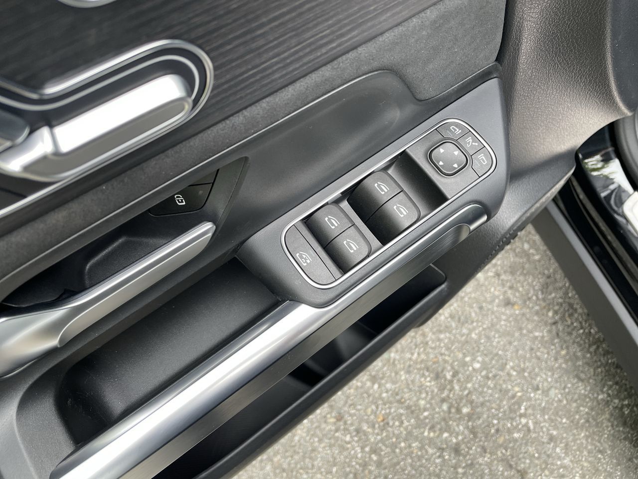 Mercedes-Benz EQB  2025 à North Vancouver, Colombie-Britannique