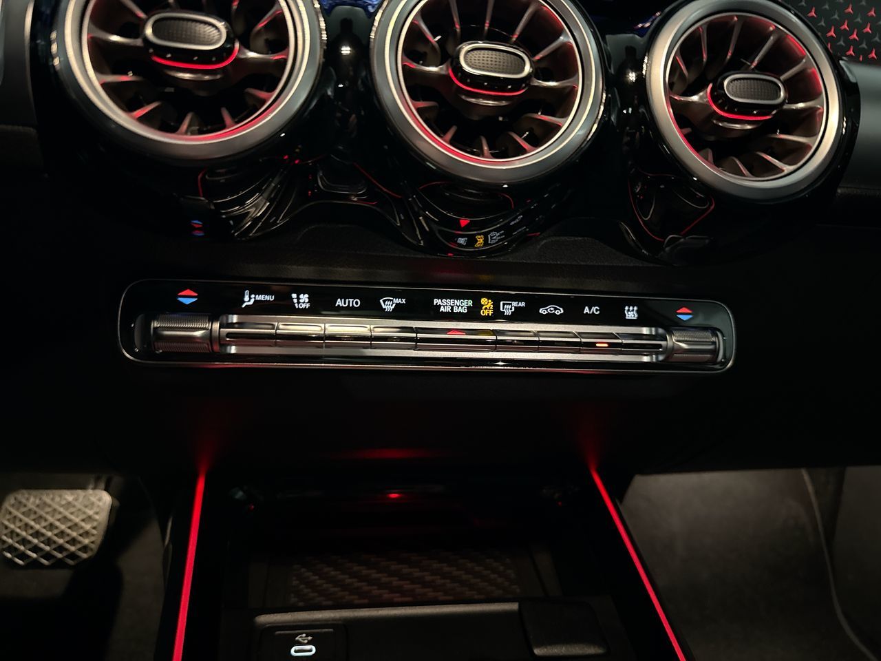 Mercedes-Benz EQB  2025 à North Vancouver, Colombie-Britannique