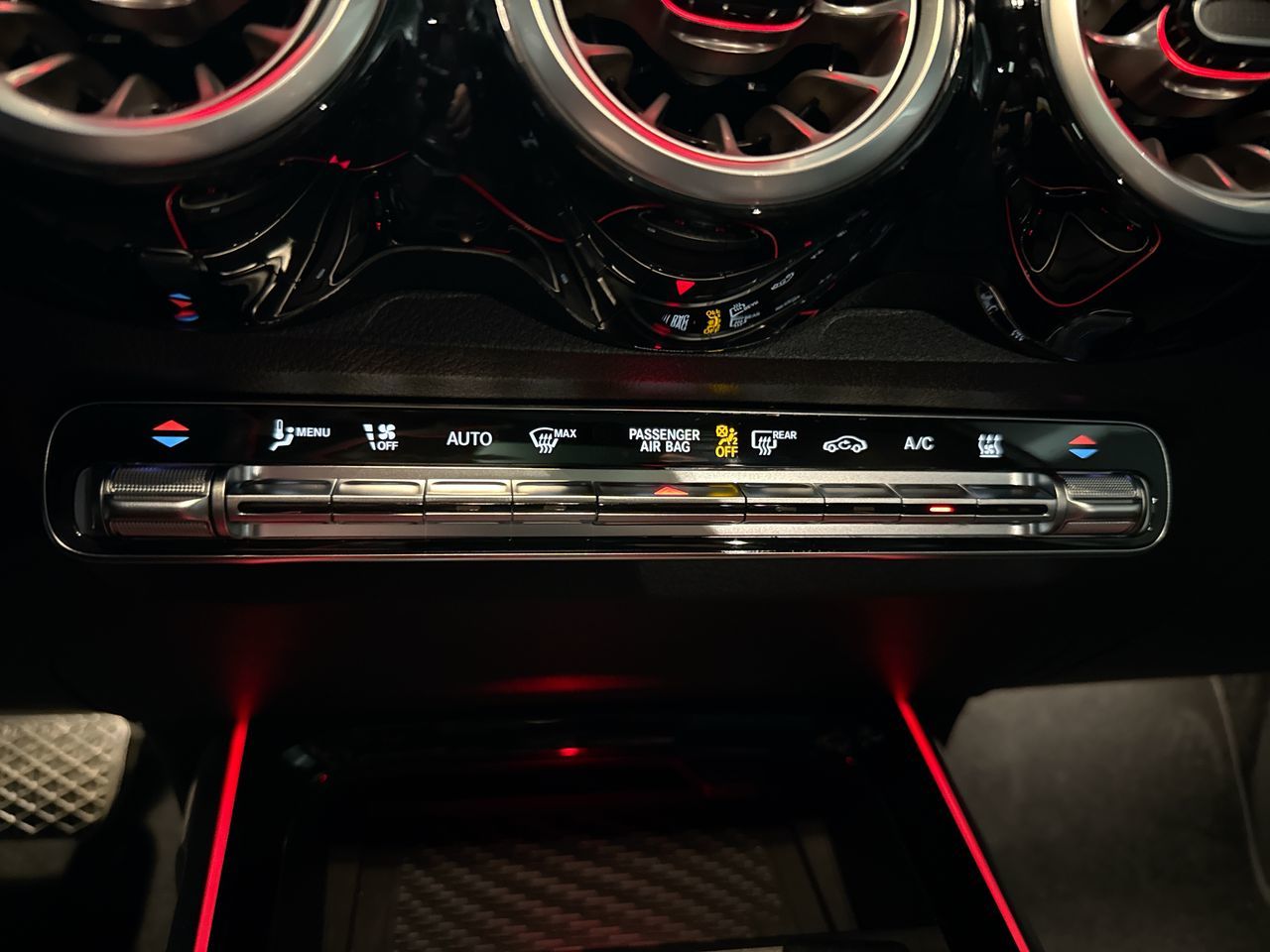 Mercedes-Benz EQB  2025 à North Vancouver, Colombie-Britannique