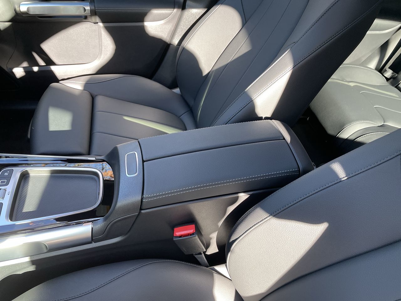 2025 Mercedes-Benz EQB in North Vancouver, British Columbia