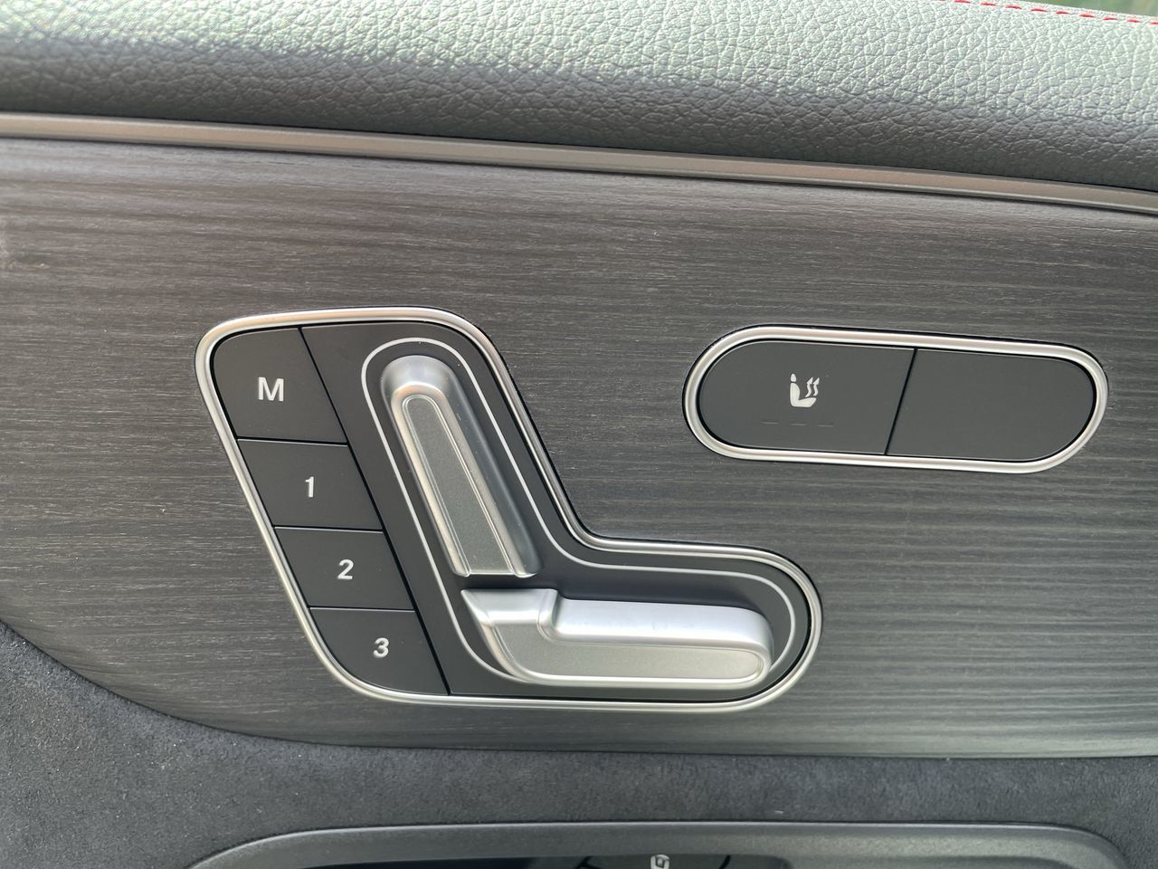 2025 Mercedes-Benz EQB in North Vancouver, British Columbia