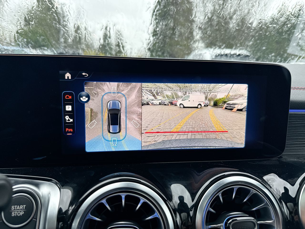 Mercedes-Benz EQB  2025 à North Vancouver, Colombie-Britannique