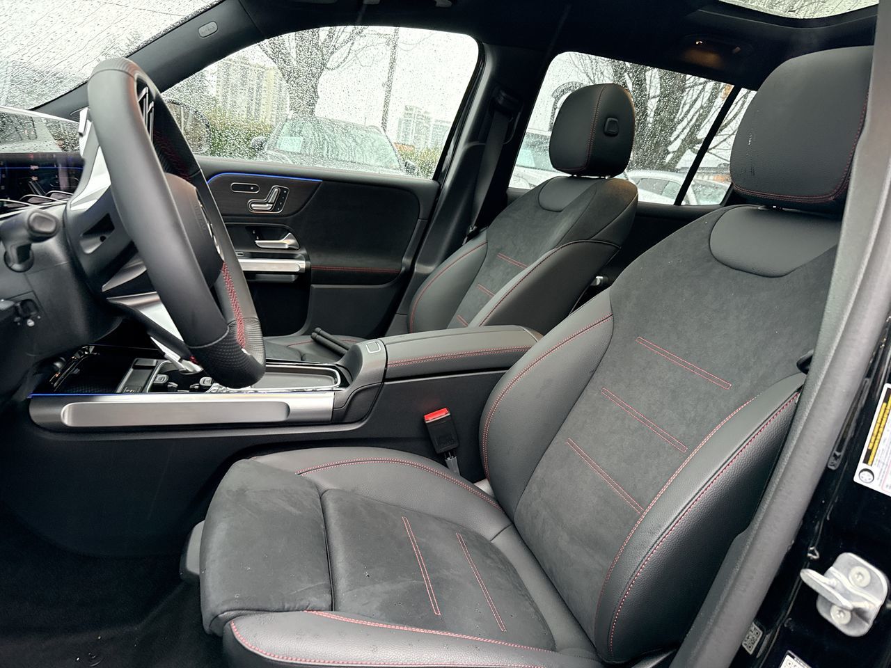 Mercedes-Benz EQB  2025 à North Vancouver, Colombie-Britannique