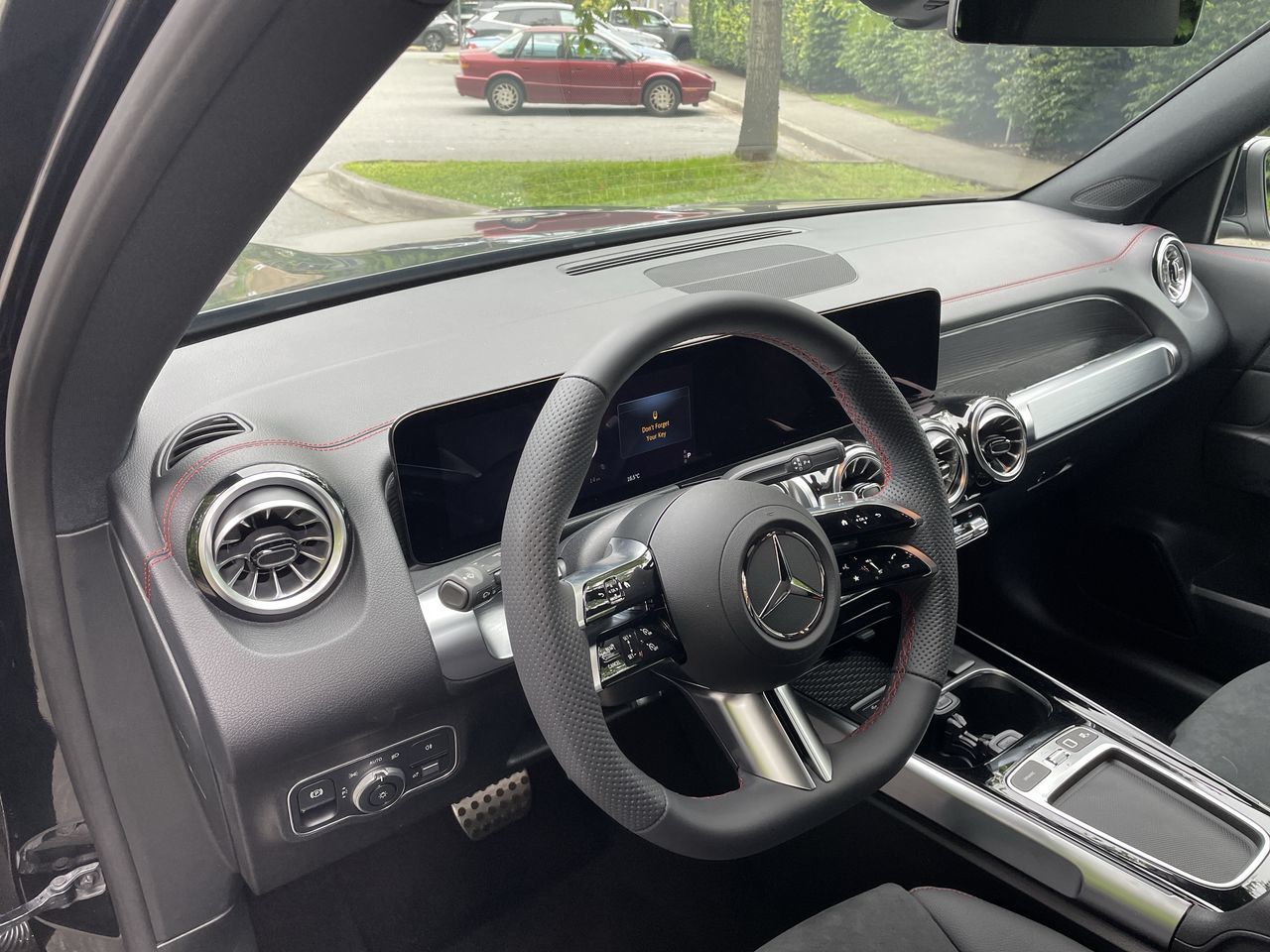 2025 Mercedes-Benz EQB in North Vancouver, British Columbia