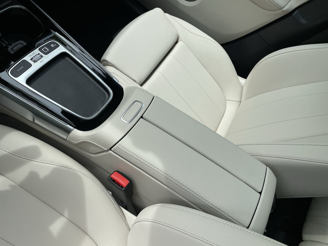 2025 Mercedes-Benz EQB