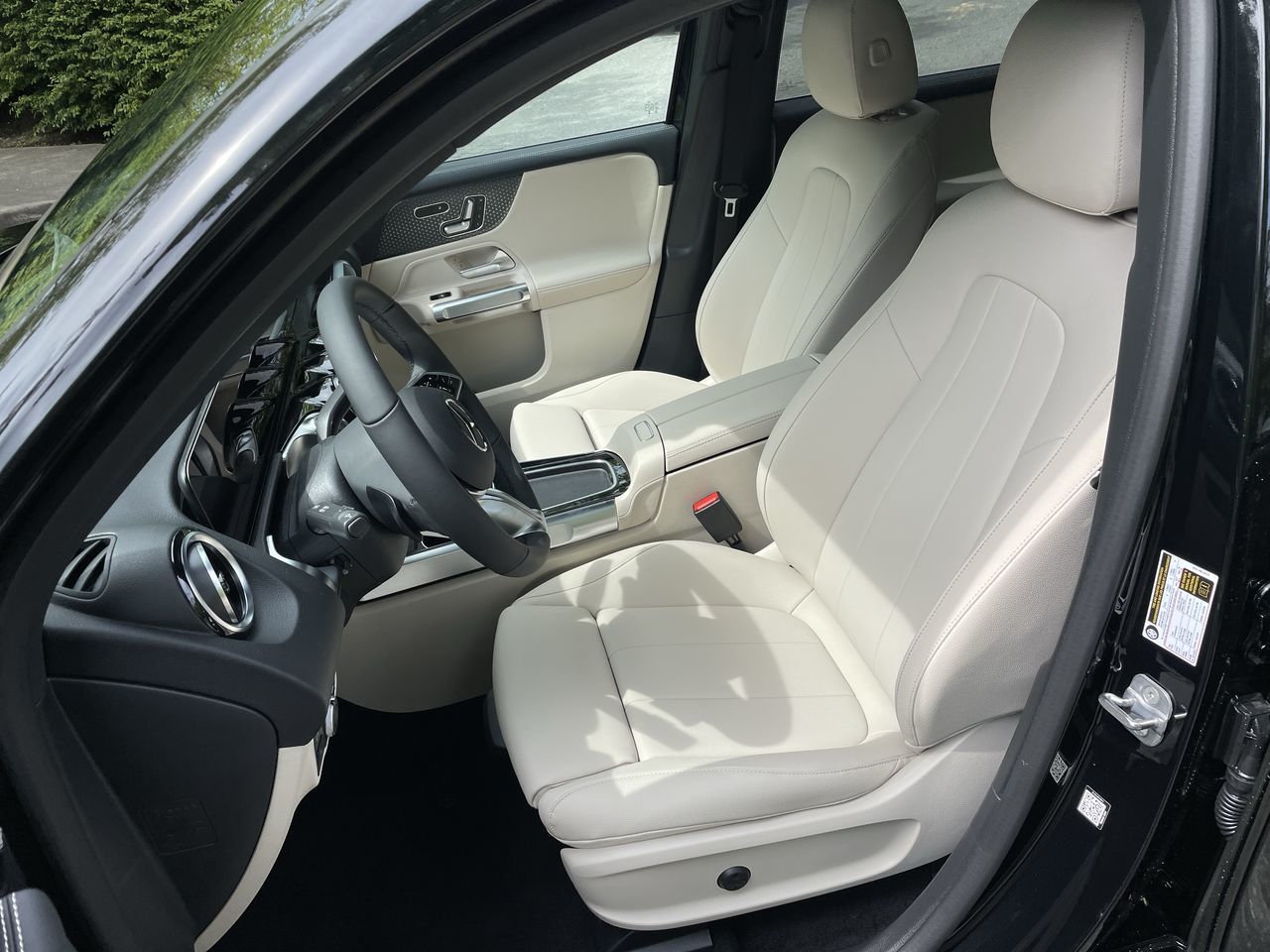 2025 Mercedes-Benz EQB