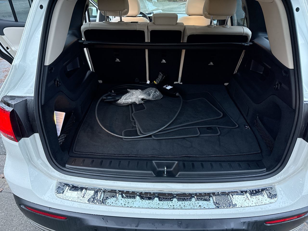 2023 Mercedes-Benz EQB350