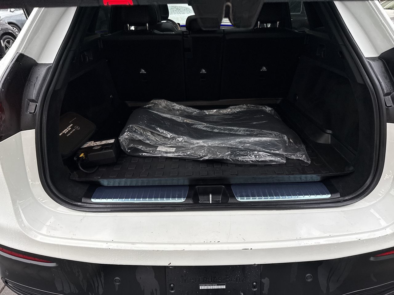 Mercedes-Benz EQE350  2023 à North Vancouver, Colombie-Britannique