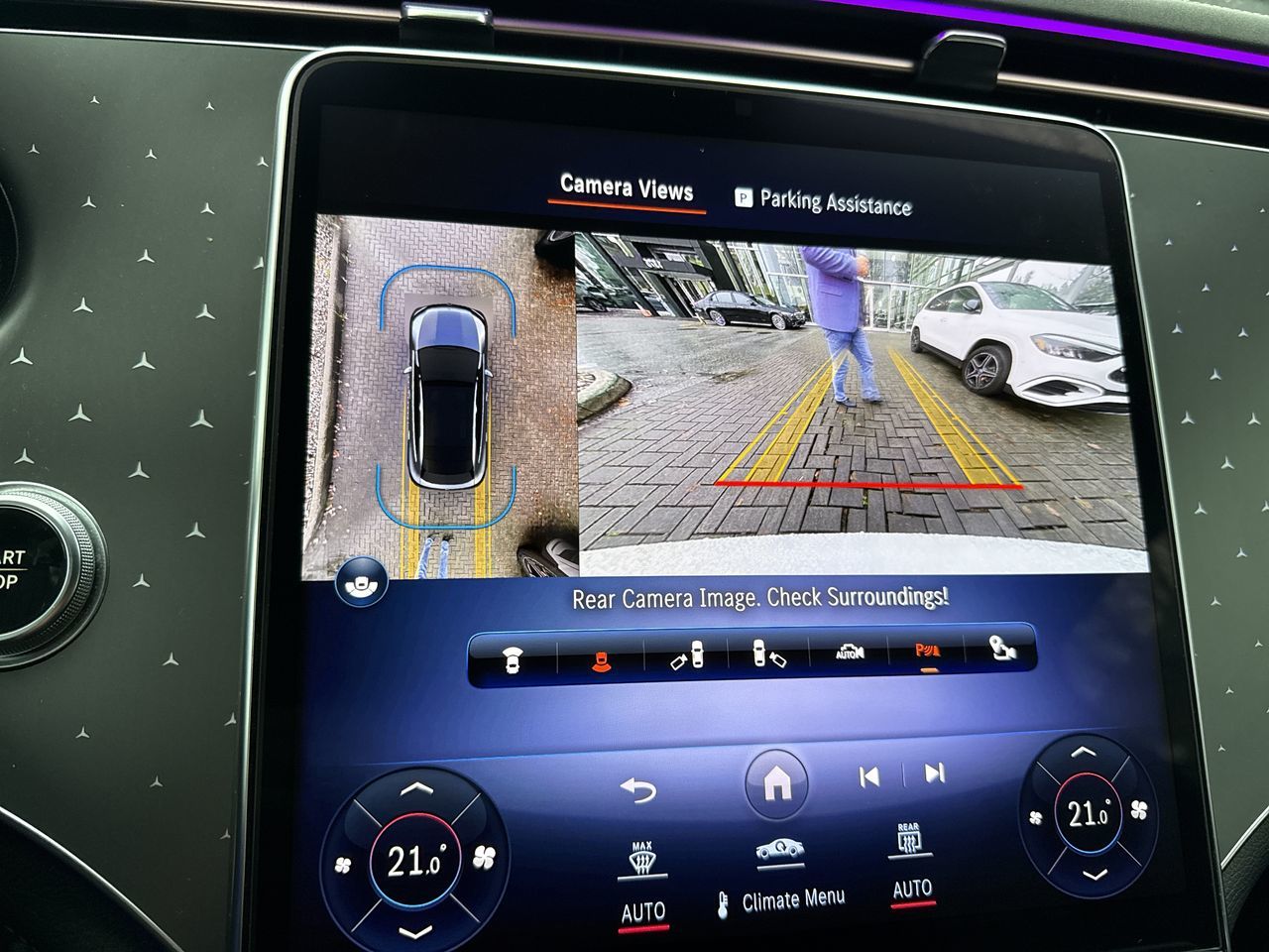 Mercedes-Benz EQE350  2023 à North Vancouver, Colombie-Britannique