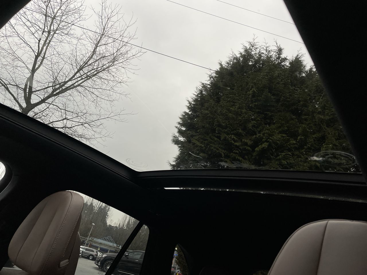 Mercedes-Benz EQE350  2024 à North Vancouver, Colombie-Britannique