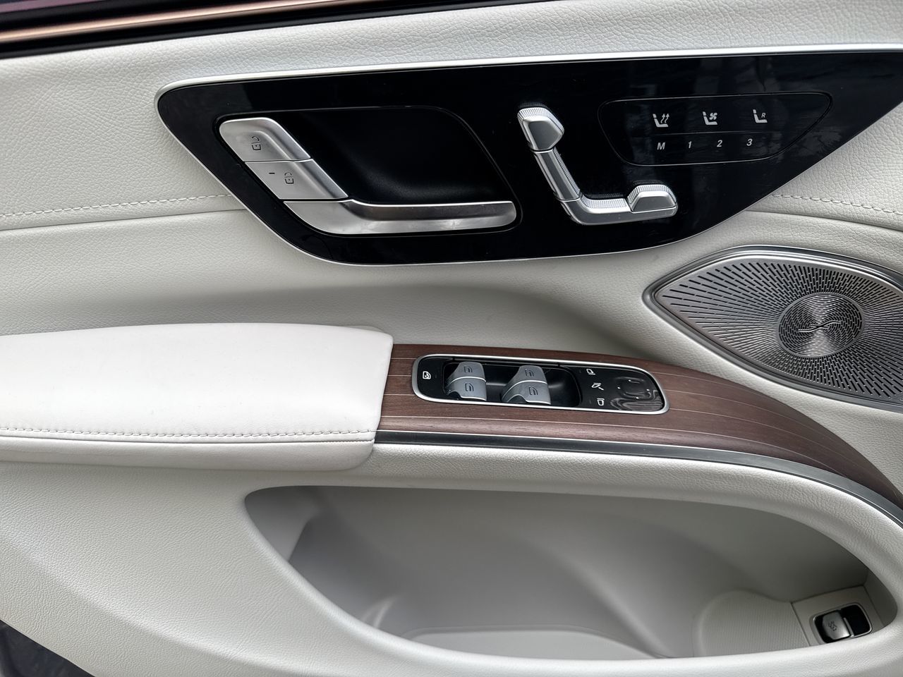 2023 Mercedes-Benz EQS580