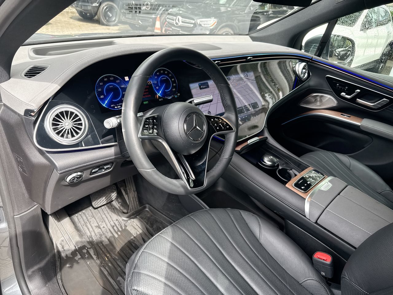 2023  EQS580