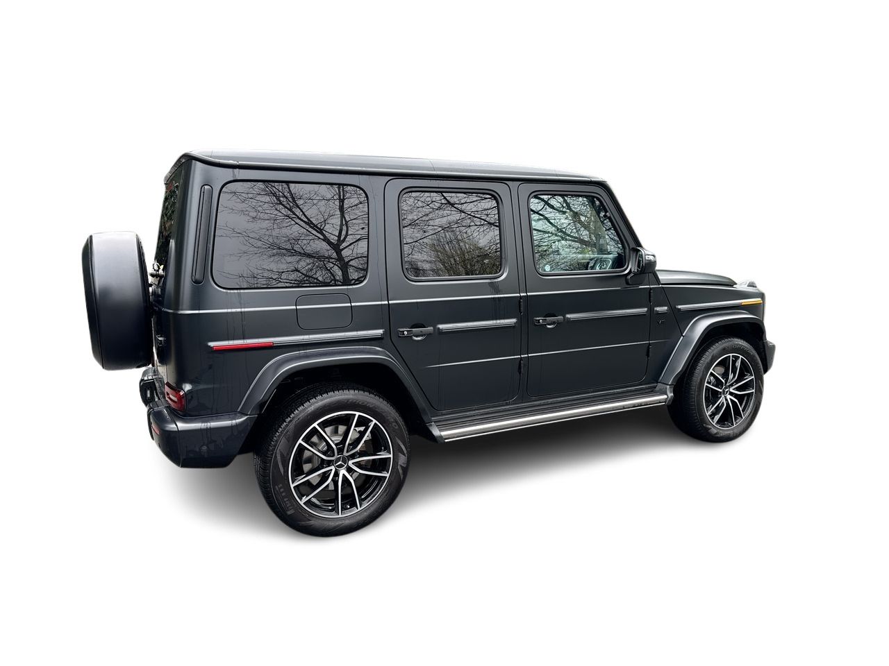 2022  G550
