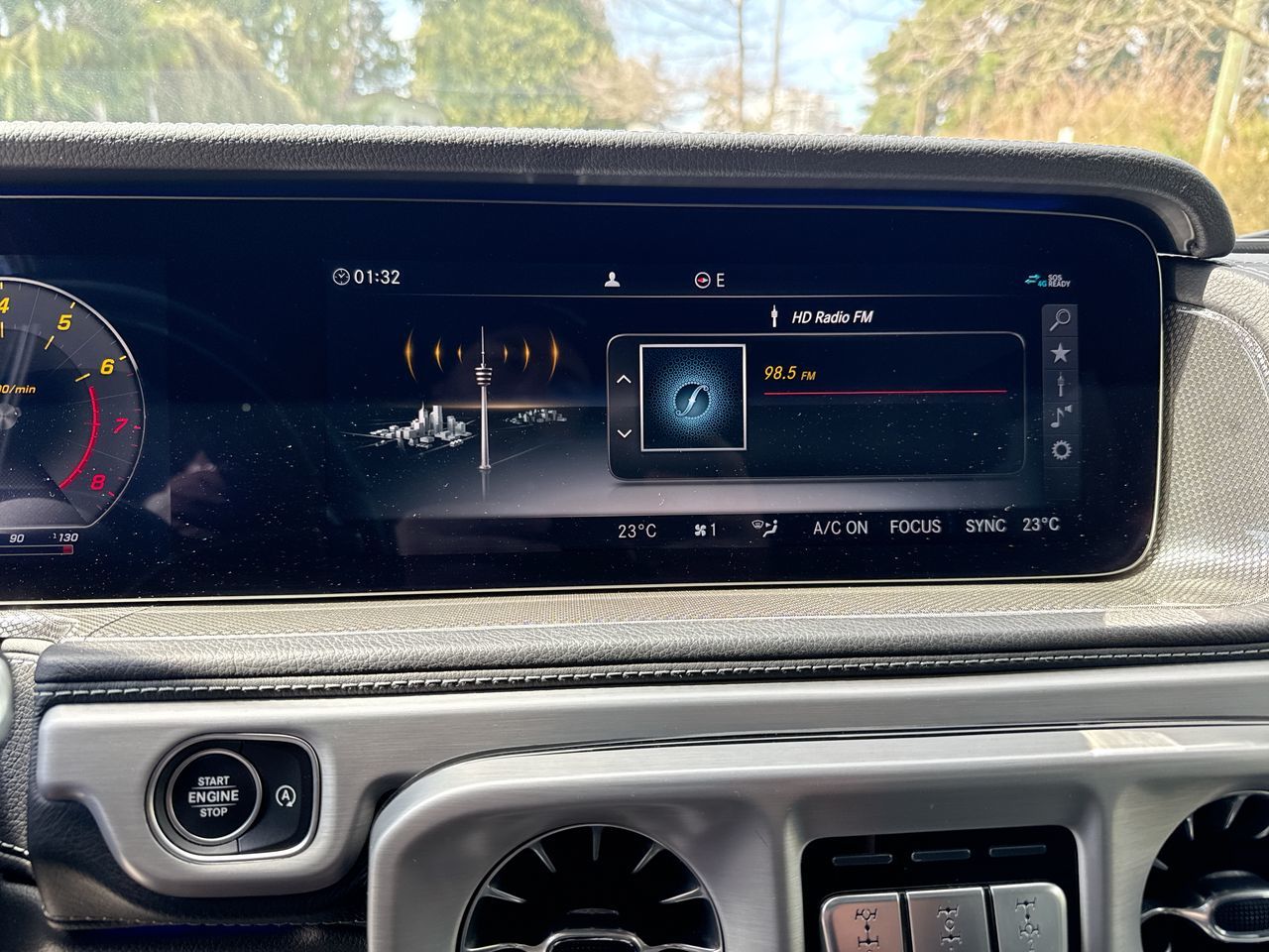 2022  G550