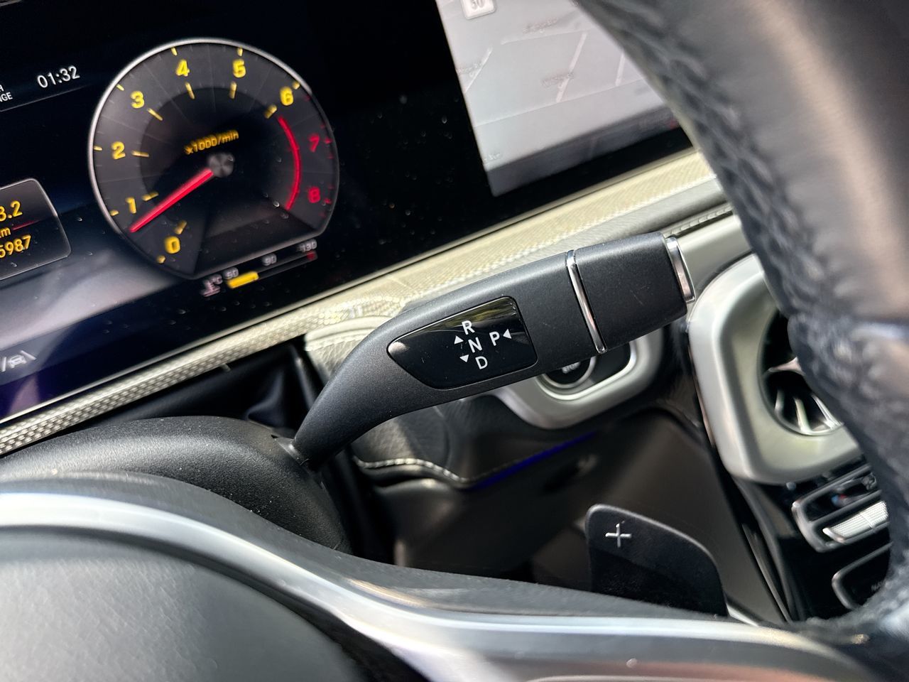 2022  G550