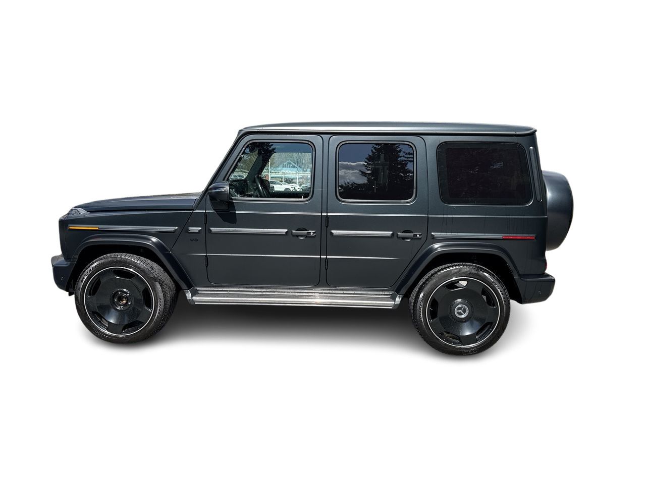 2022  G550