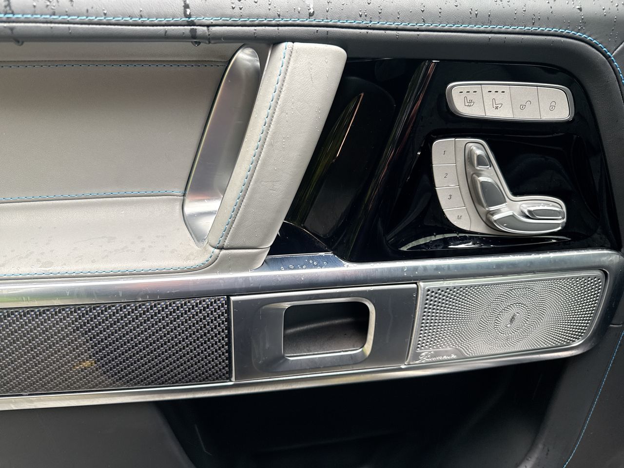 2025  G580e