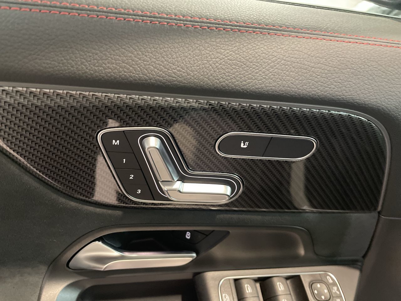 2025 Mercedes-Benz GLA