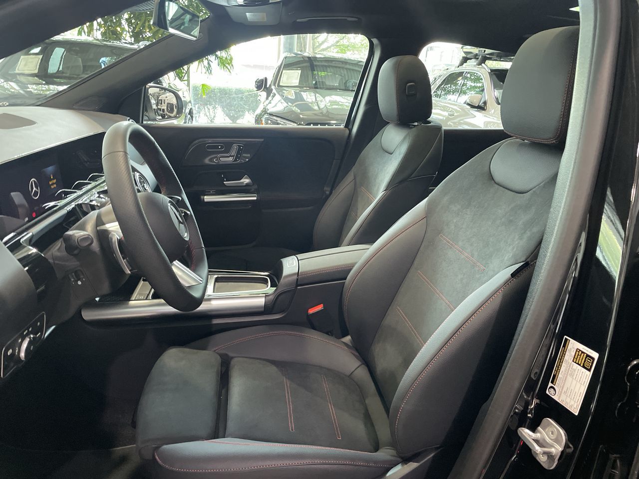 2025 Mercedes-Benz GLA