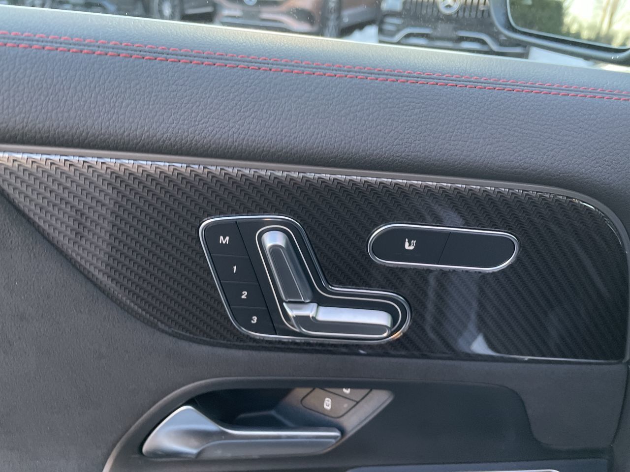 Mercedes-Benz GLA  2025 à North Vancouver, Colombie-Britannique