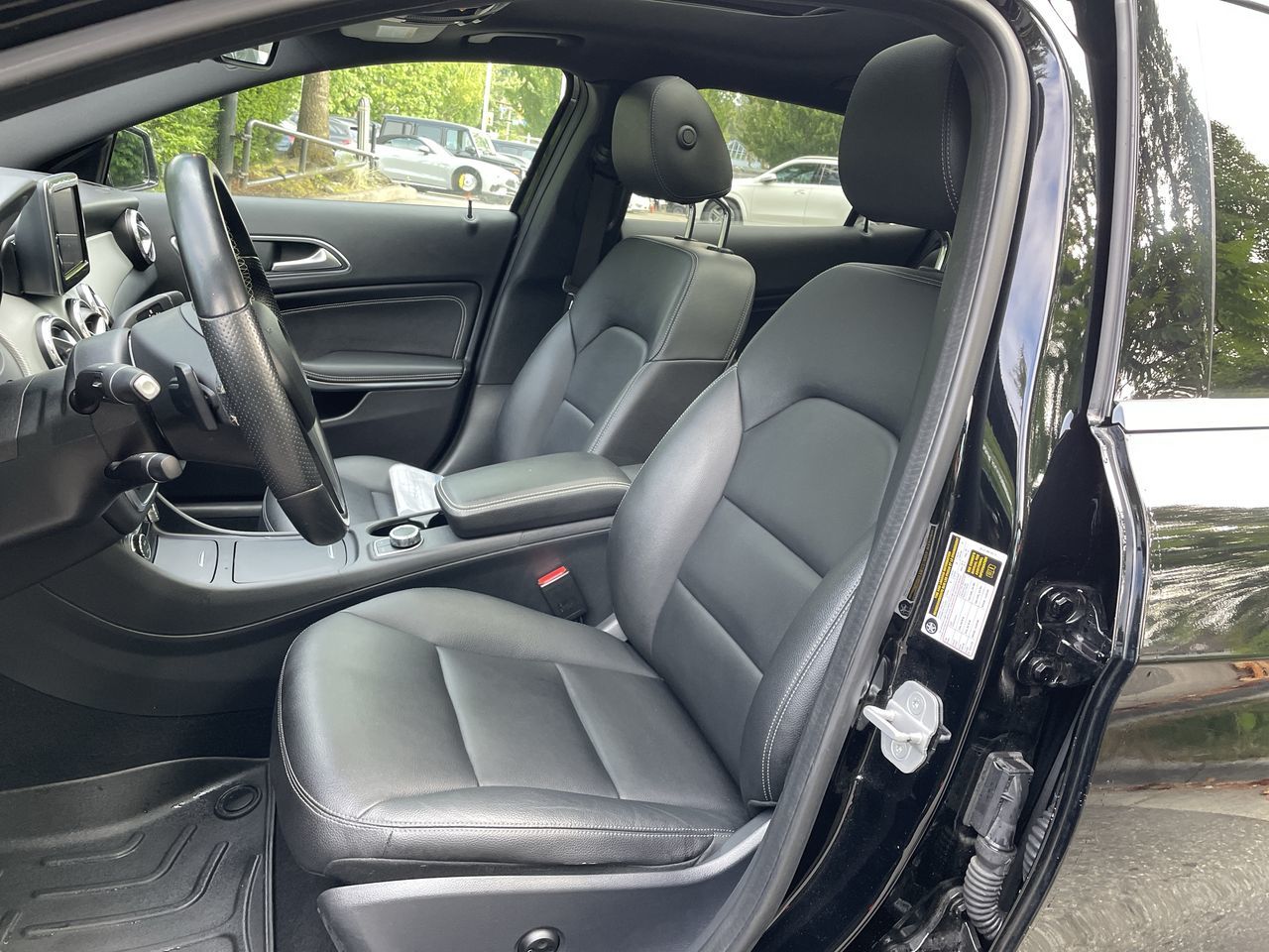 Mercedes-Benz GLA250  2015 à North Vancouver, Colombie-Britannique