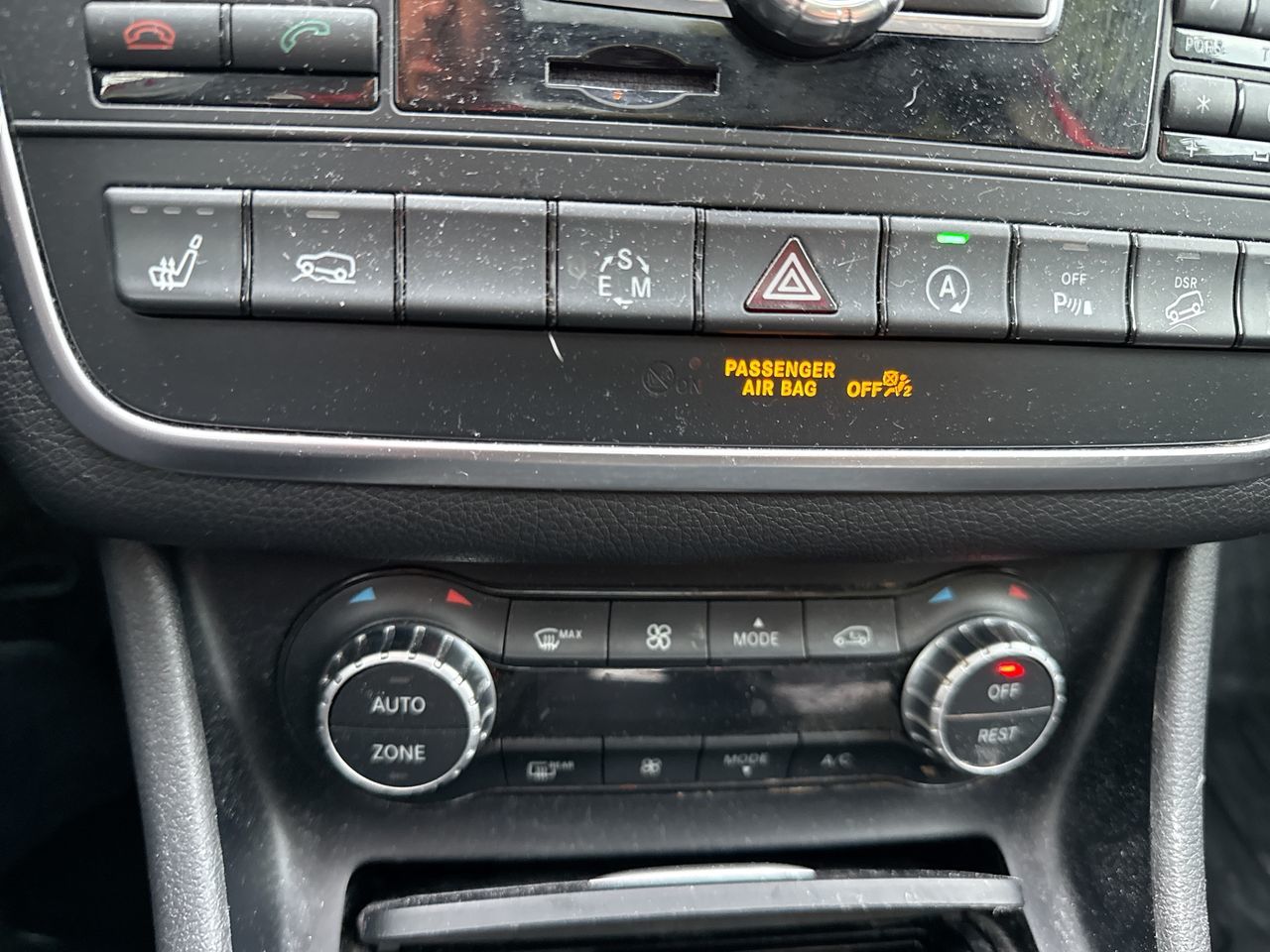 Mercedes-Benz GLA250  2015 à North Vancouver, Colombie-Britannique