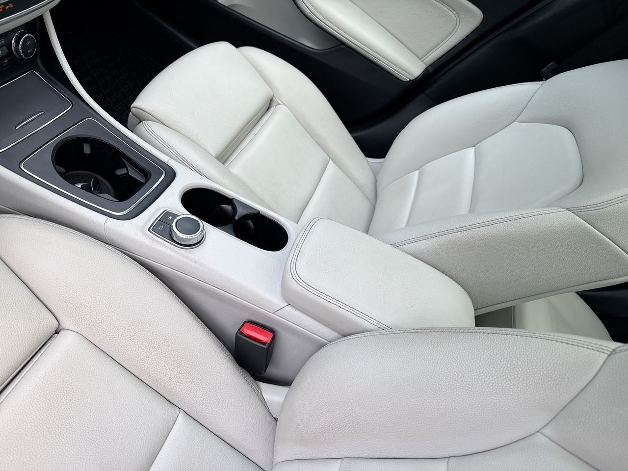 2018 Mercedes-Benz GLA250 in North Vancouver, British Columbia