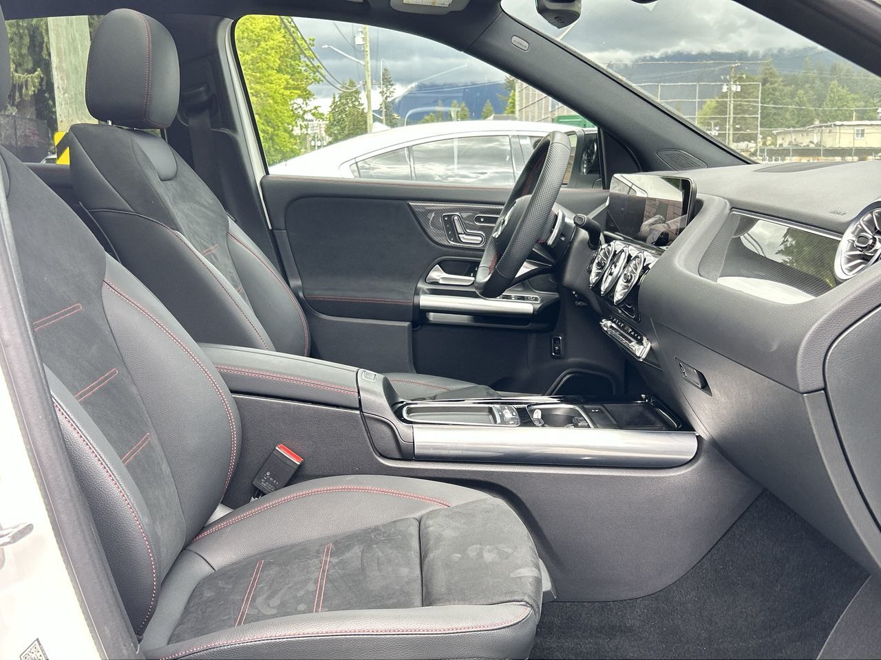 Mercedes-Benz GLA250  2025 à North Vancouver, Colombie-Britannique