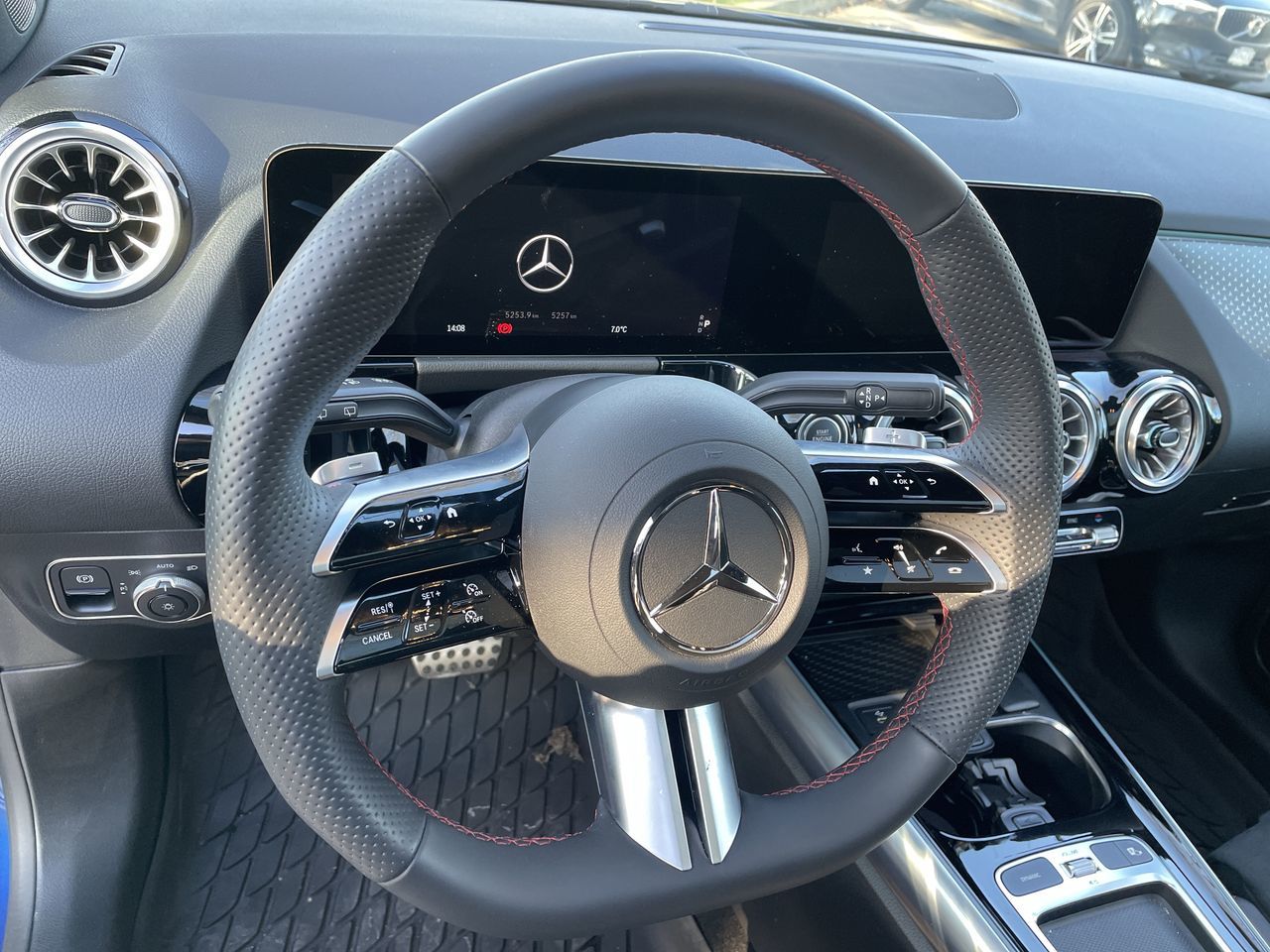 Mercedes-Benz GLA250  2025 à North Vancouver, Colombie-Britannique