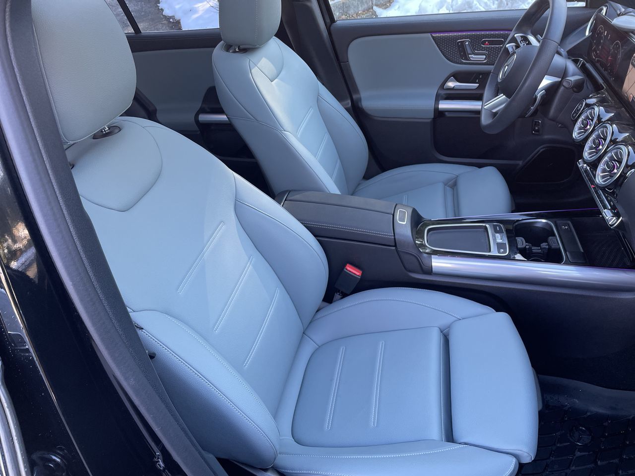 2025 Mercedes-Benz GLA250 in North Vancouver, British Columbia