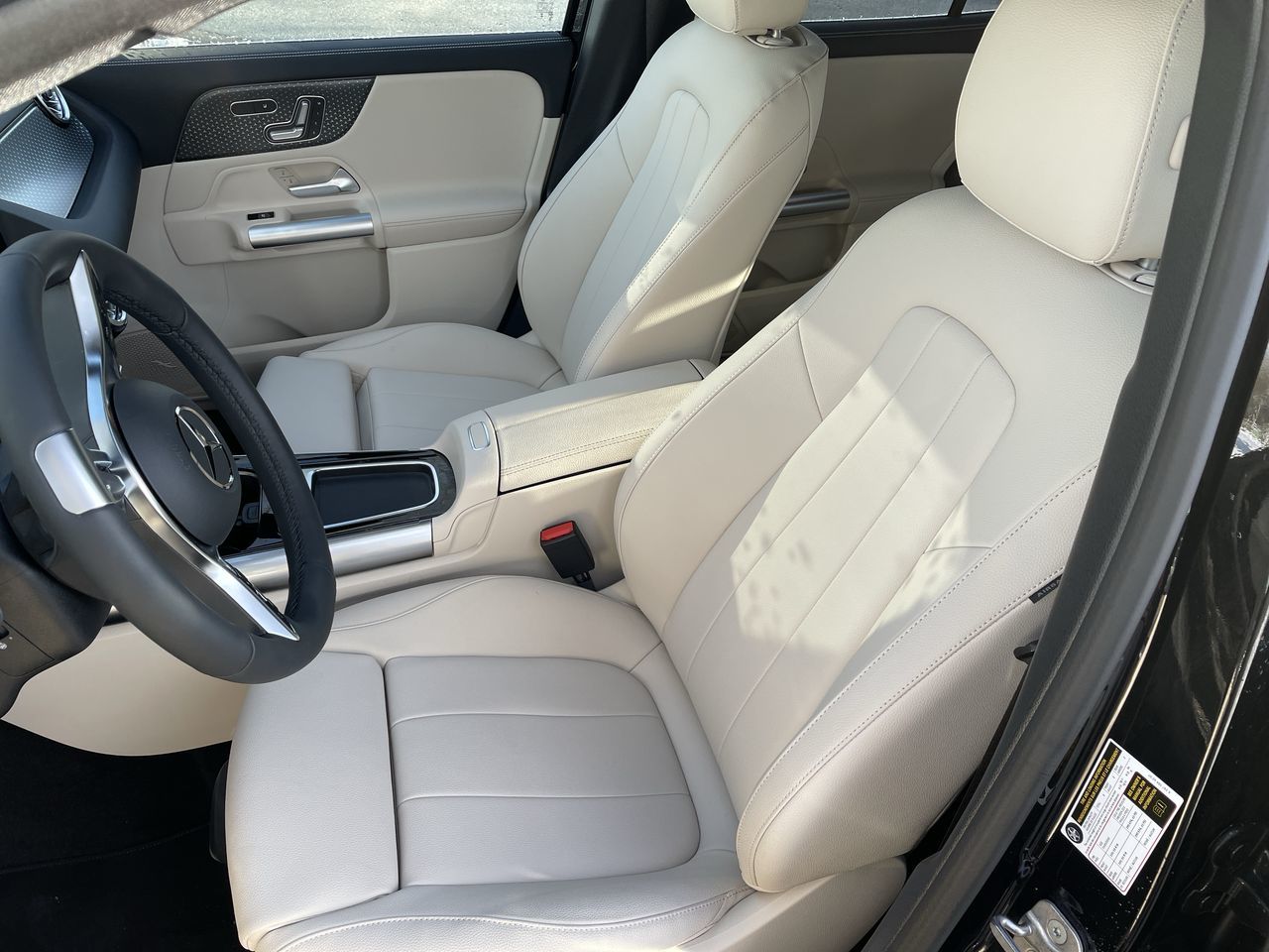 2025 Mercedes-Benz GLA250 in North Vancouver, British Columbia
