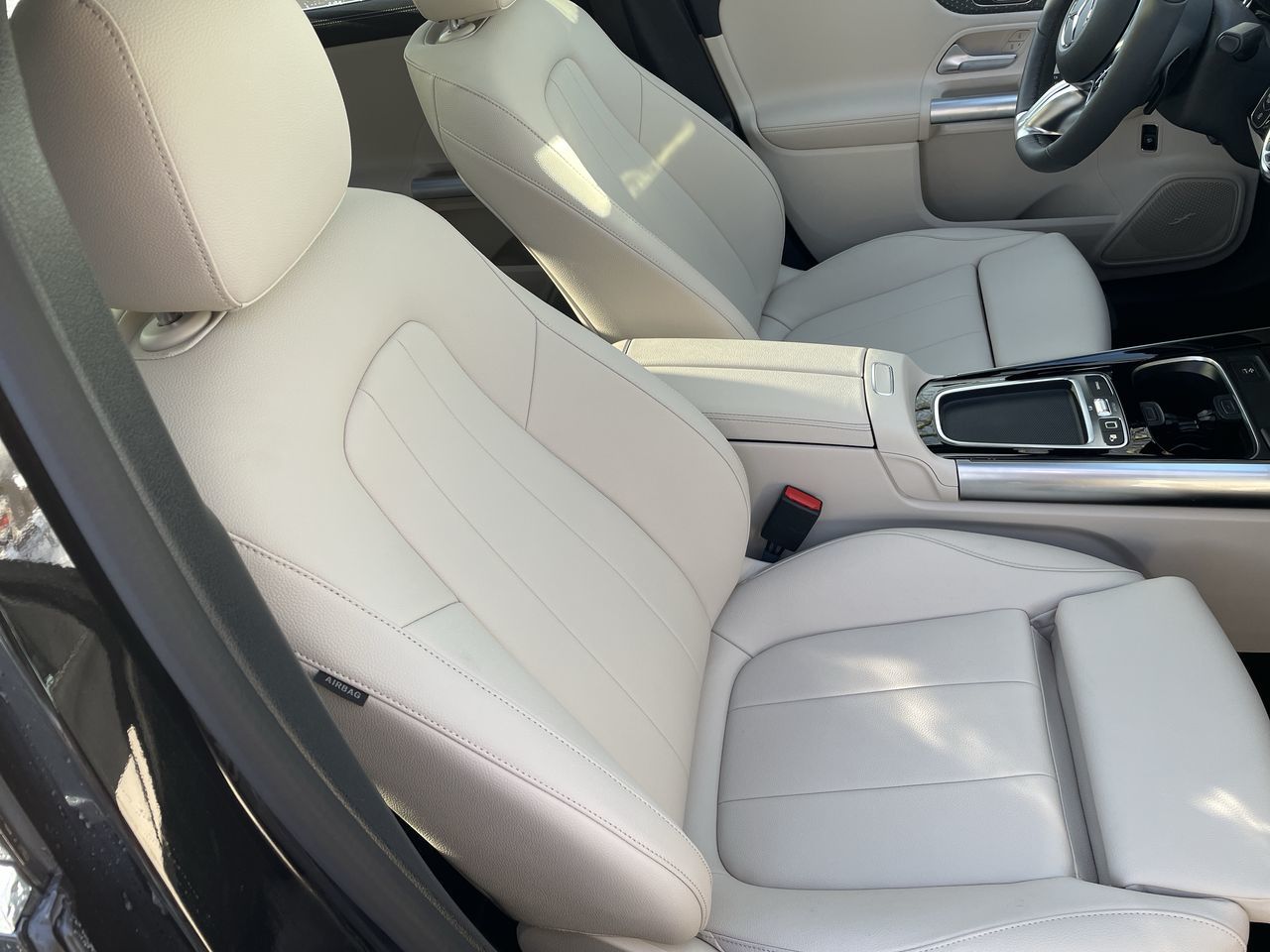 2025 Mercedes-Benz GLA250 in North Vancouver, British Columbia