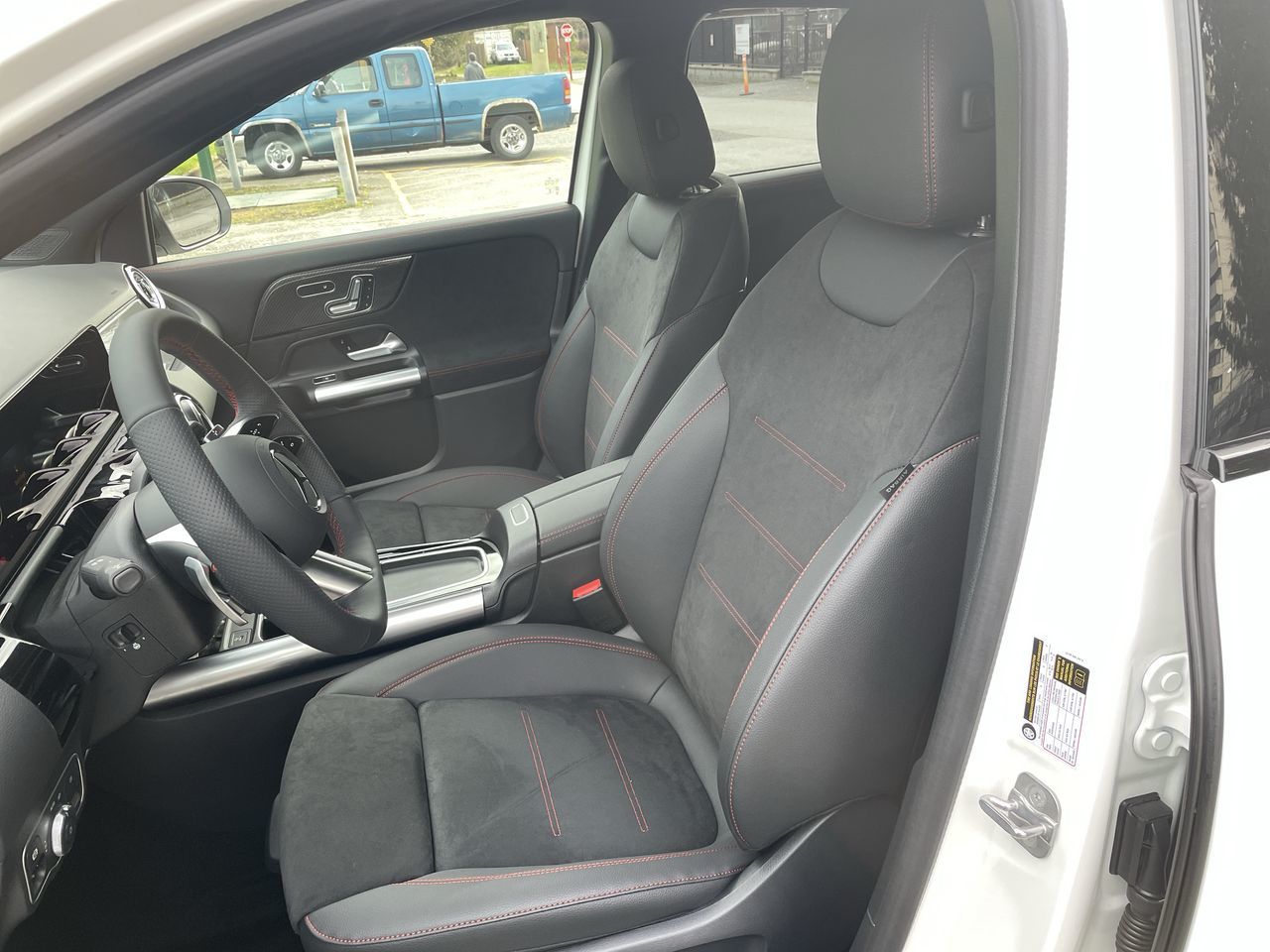 2025 Mercedes-Benz GLA250 in North Vancouver, British Columbia