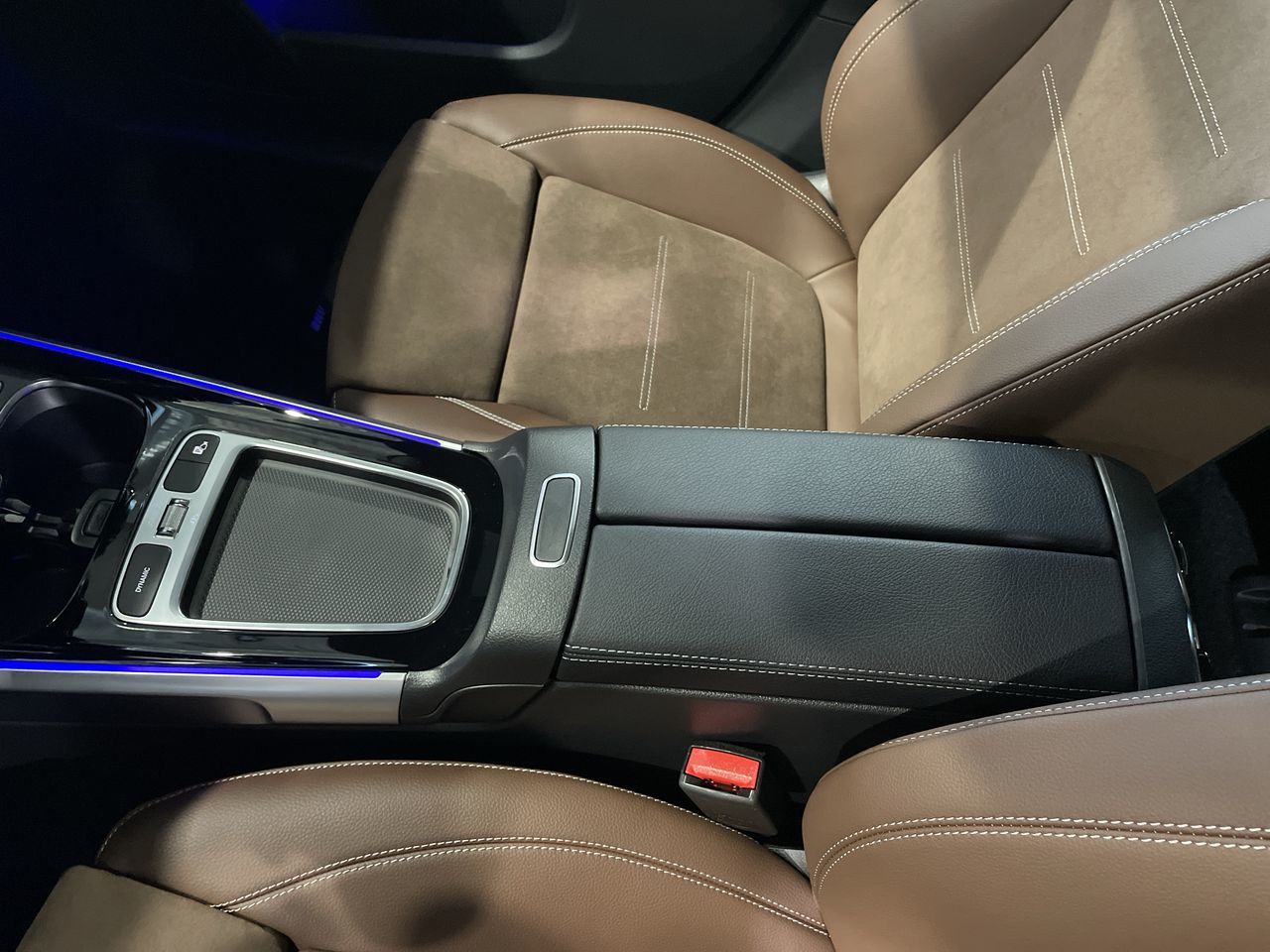 2024 Mercedes-Benz GLB in North Vancouver, British Columbia