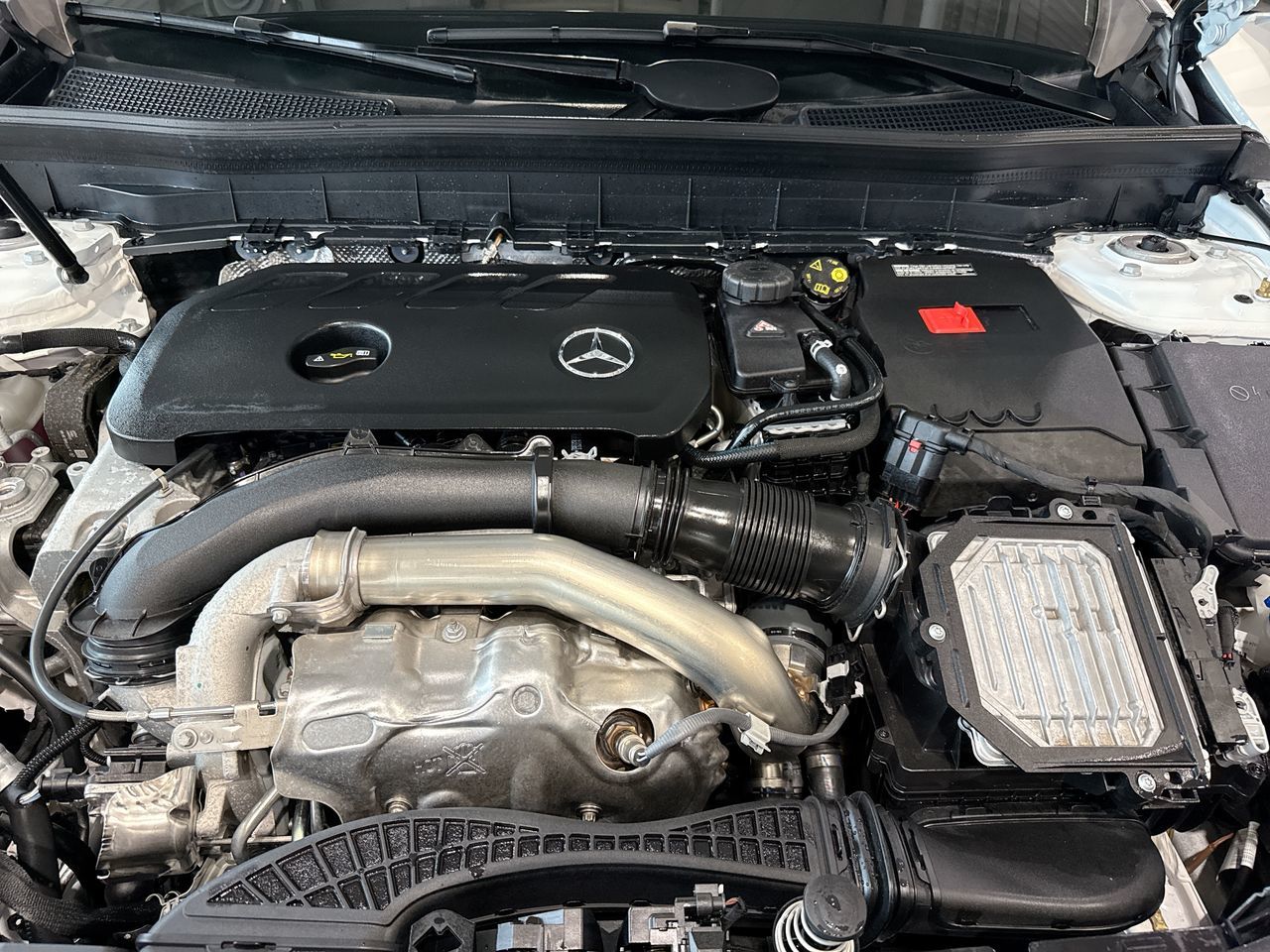 Mercedes-Benz GLB  2025 à North Vancouver, Colombie-Britannique