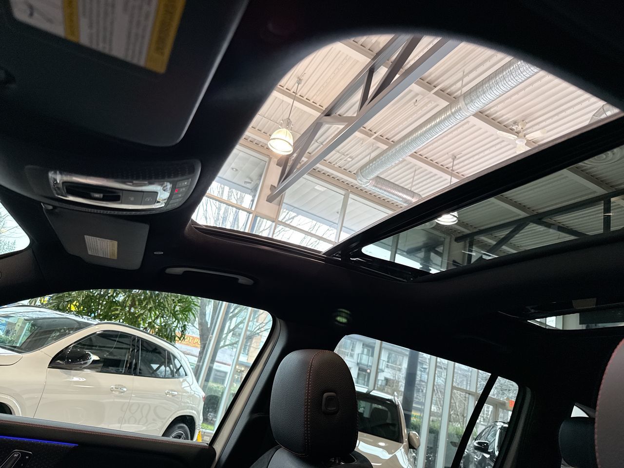 Mercedes-Benz GLB  2025 à North Vancouver, Colombie-Britannique