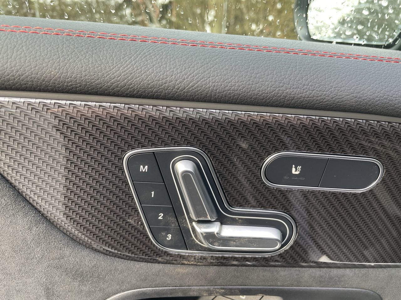 2025 Mercedes-Benz GLB in North Vancouver, British Columbia