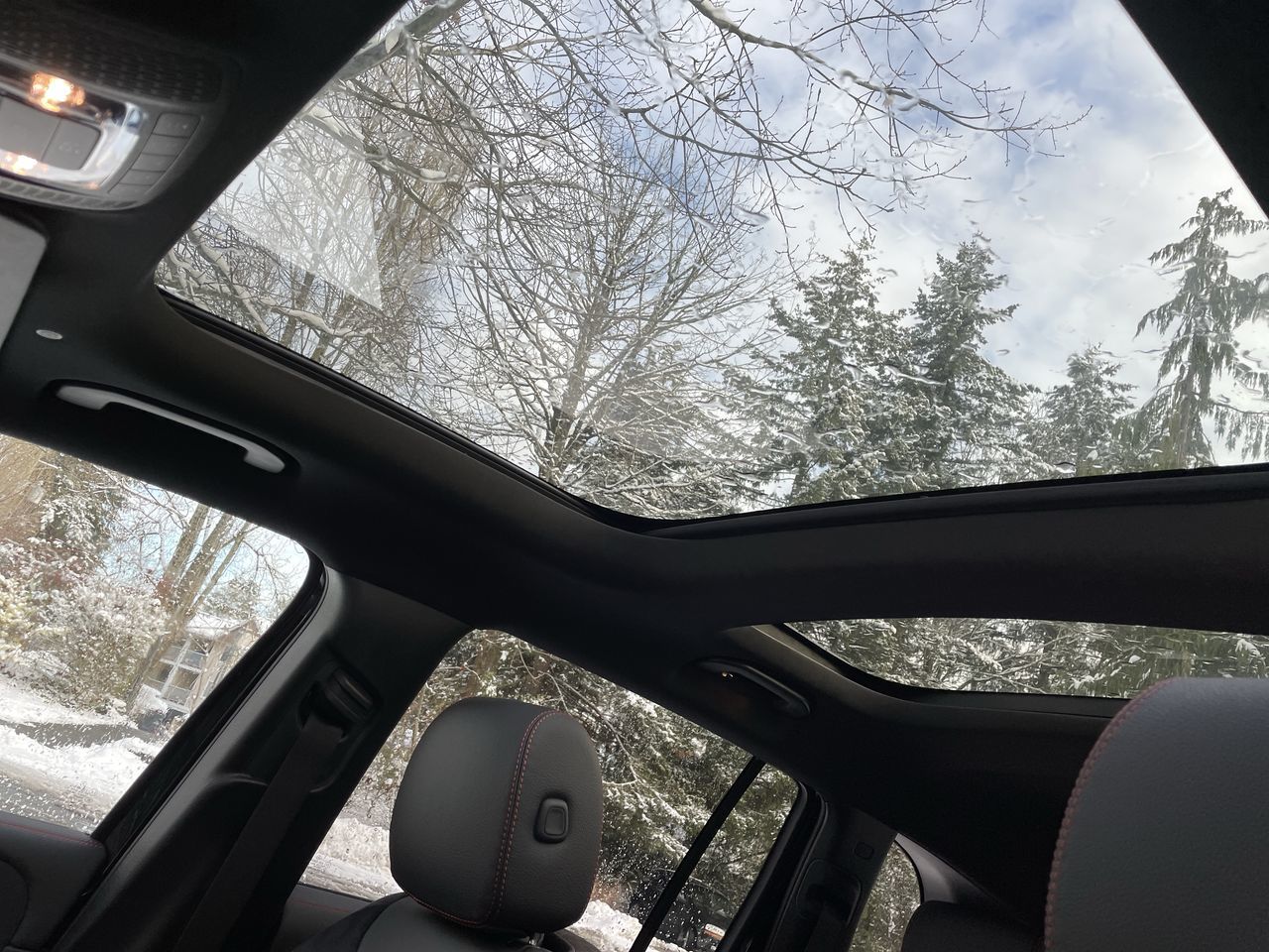 2025 Mercedes-Benz GLB in North Vancouver, British Columbia