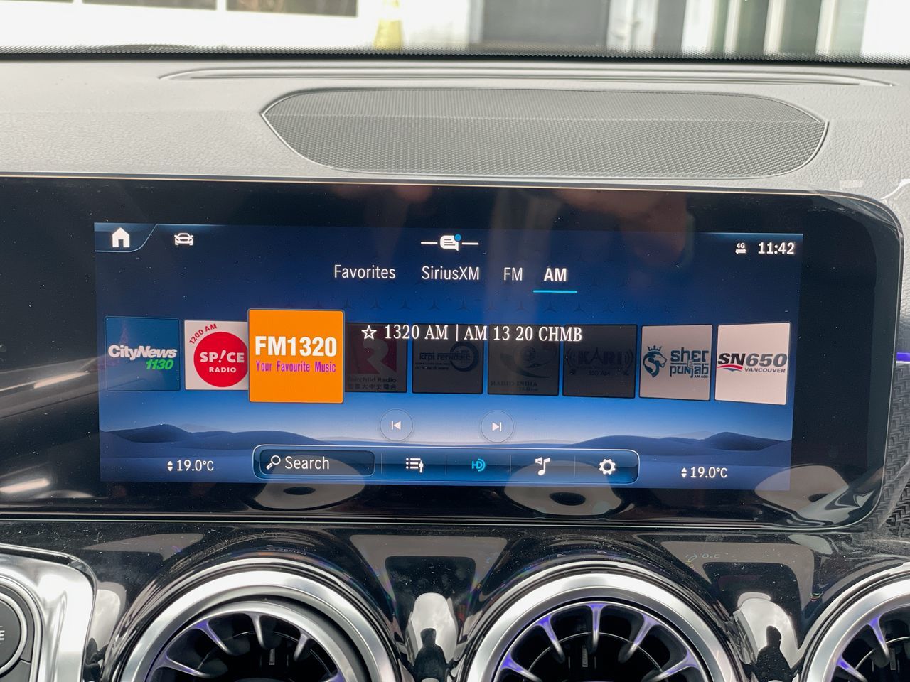 2025 Mercedes-Benz GLB in North Vancouver, British Columbia
