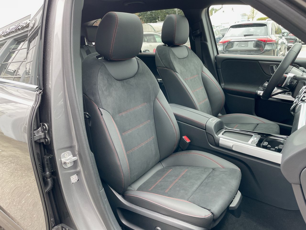 2025 Mercedes-Benz GLB in North Vancouver, British Columbia