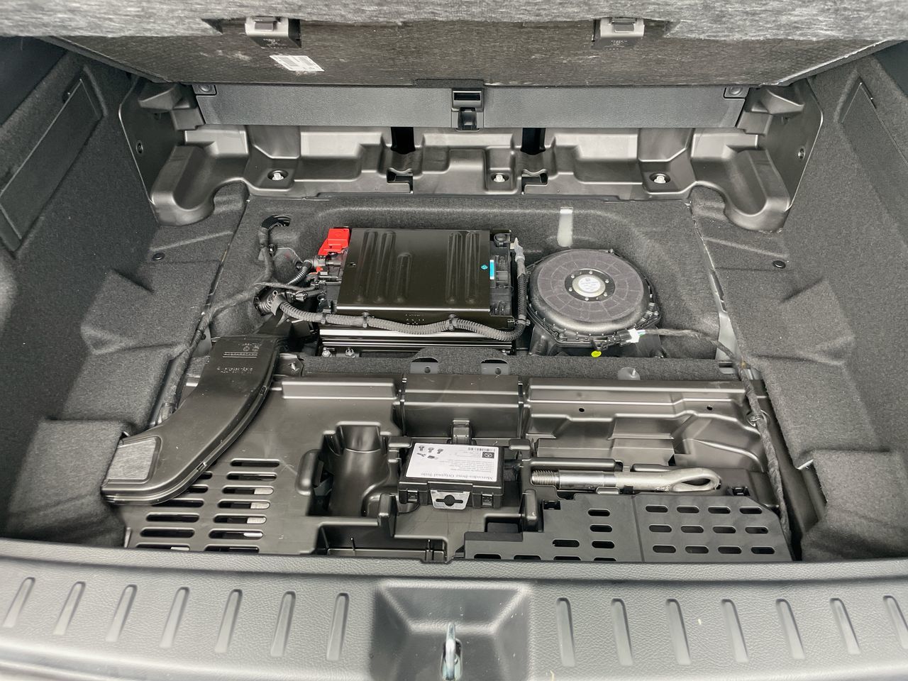 2025 Mercedes-Benz GLB in North Vancouver, British Columbia