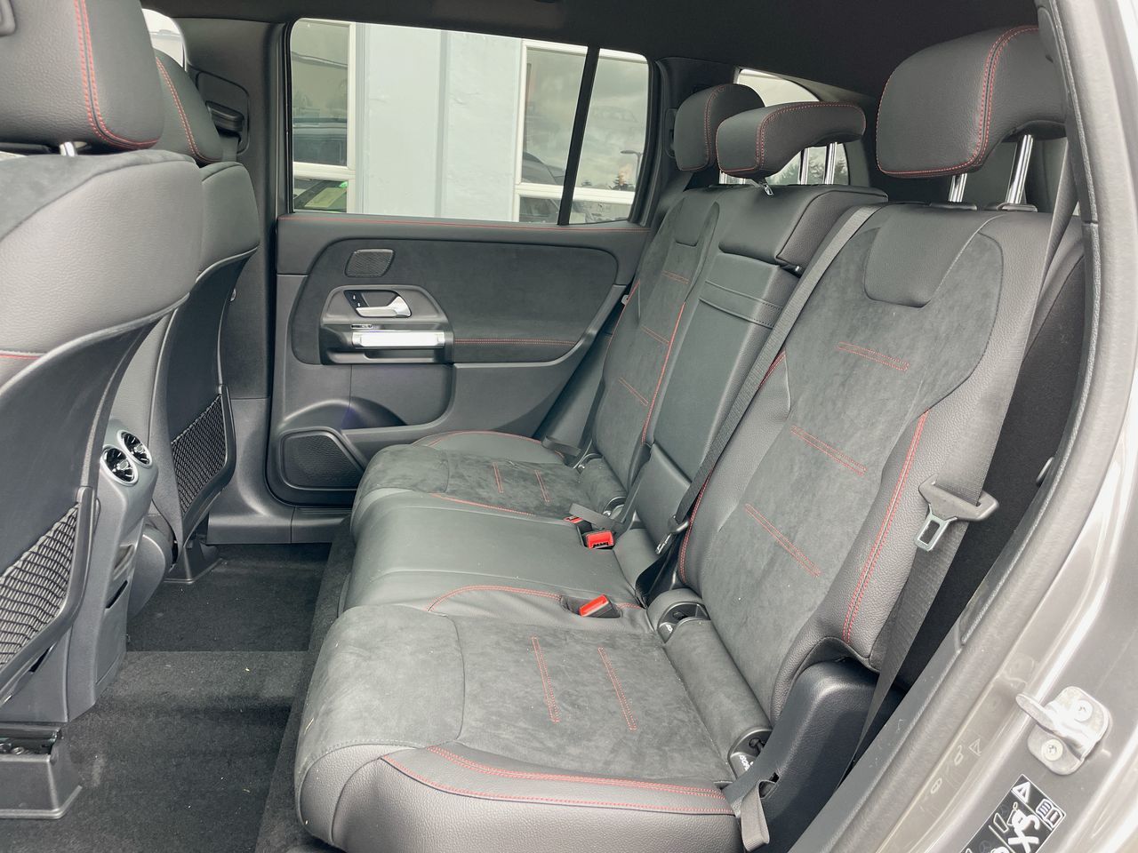 2025 Mercedes-Benz GLB in North Vancouver, British Columbia