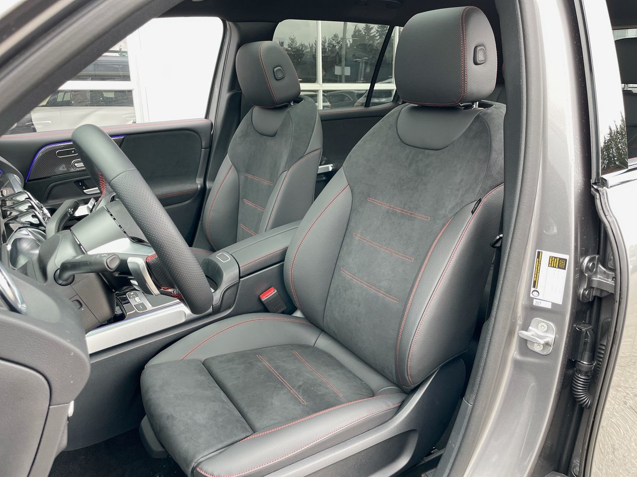 2025 Mercedes-Benz GLB in North Vancouver, British Columbia