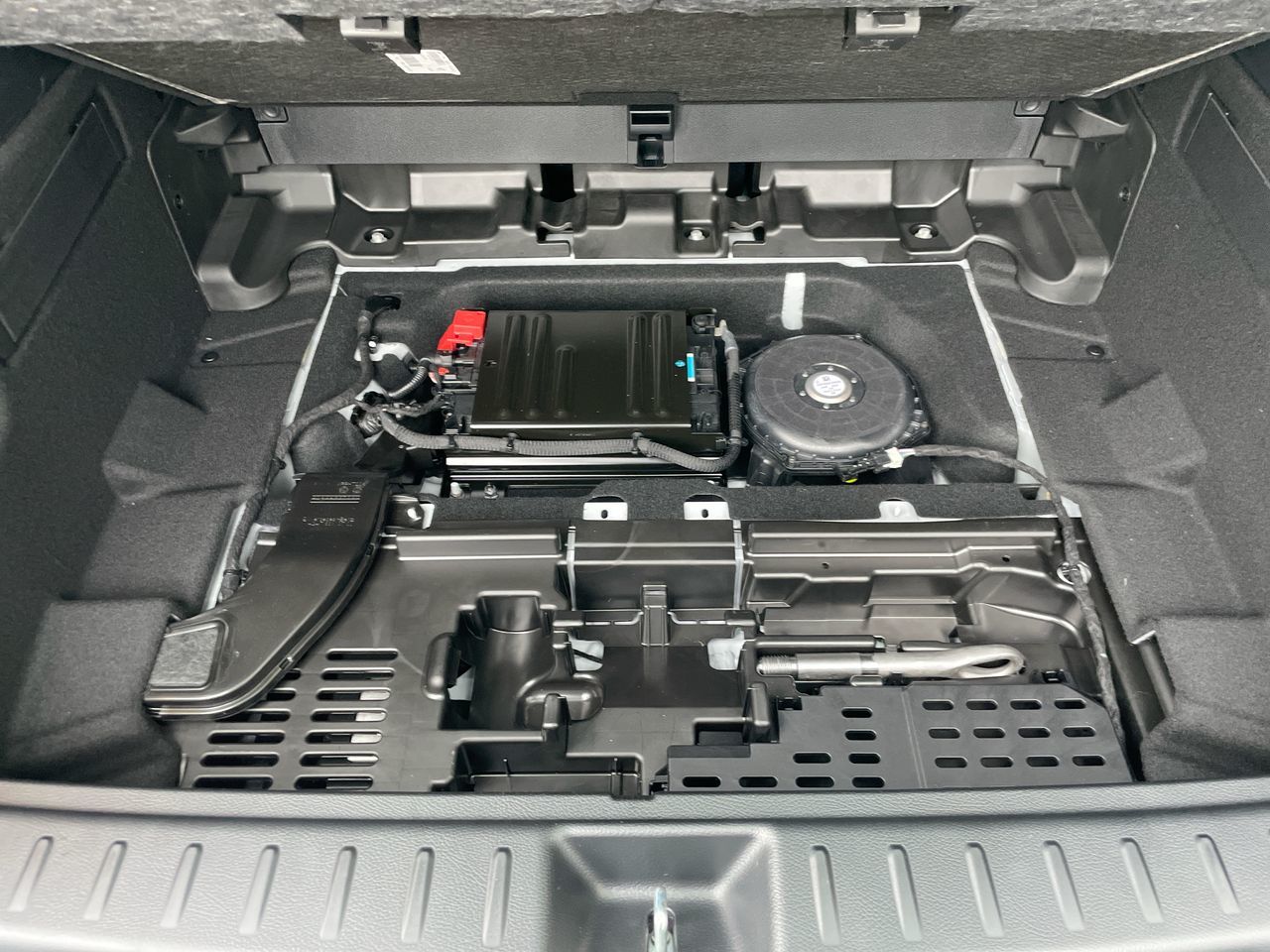 2025 Mercedes-Benz GLB in North Vancouver, British Columbia