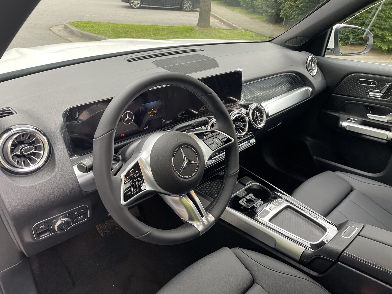 2025 Mercedes-Benz GLB in North Vancouver, British Columbia