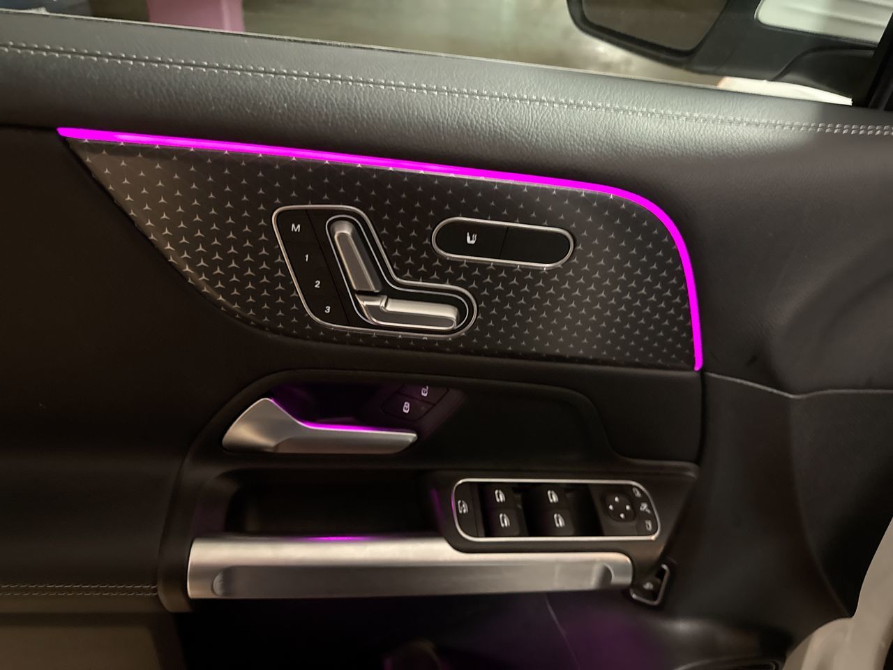 2025 Mercedes-Benz GLB in North Vancouver, British Columbia