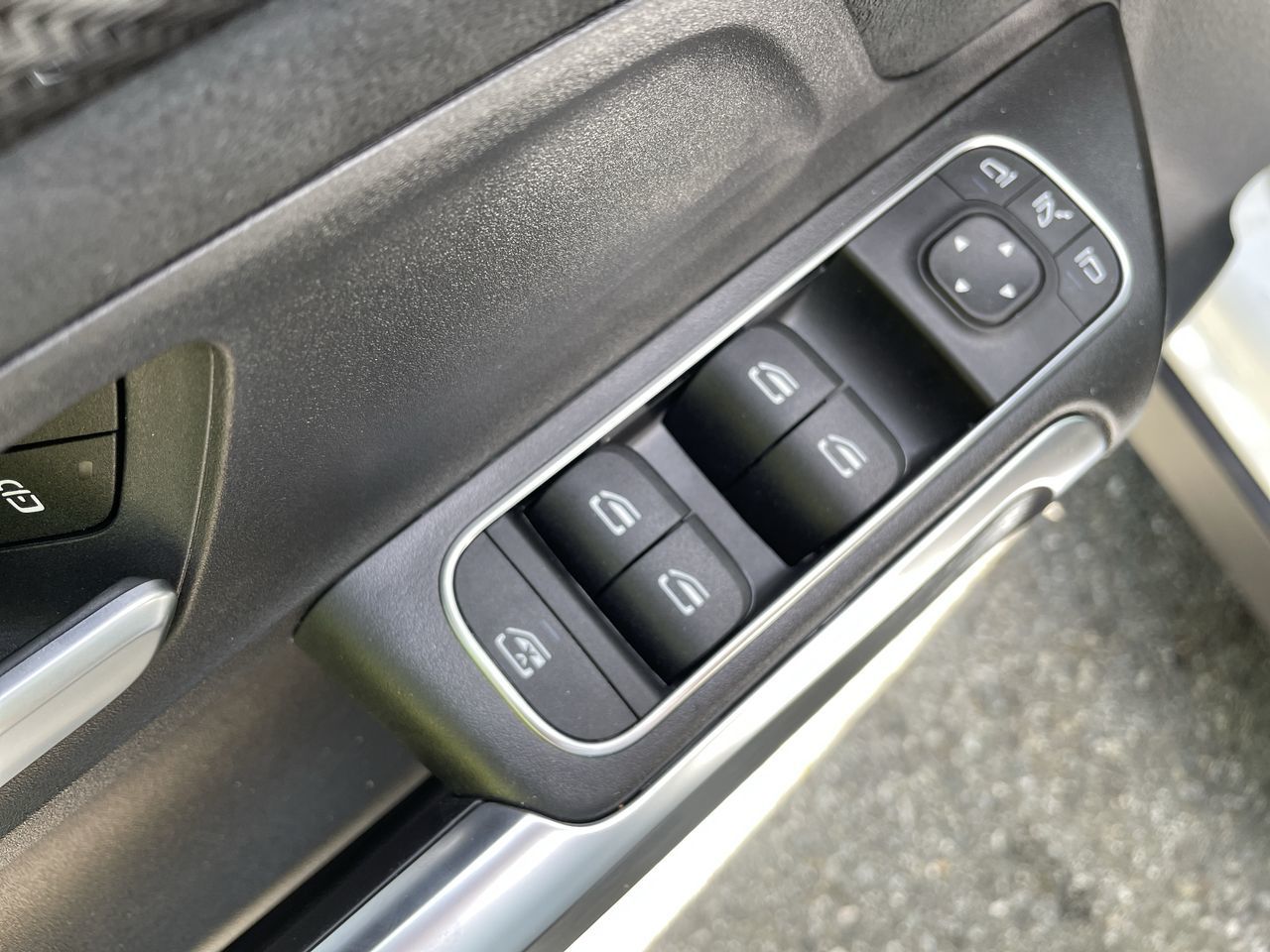 2025 Mercedes-Benz GLB in North Vancouver, British Columbia