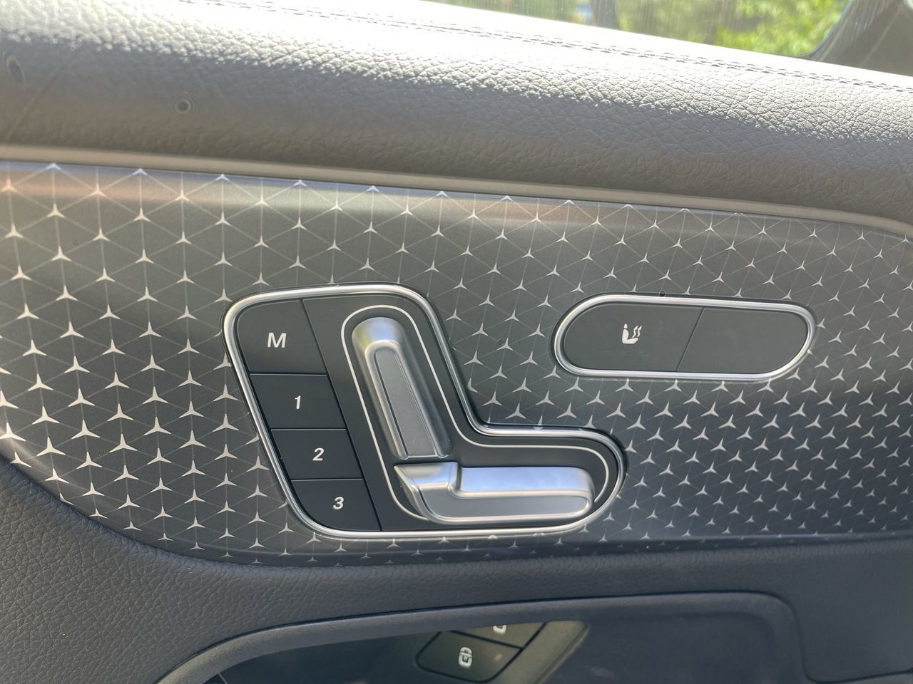 2025 Mercedes-Benz GLB in North Vancouver, British Columbia